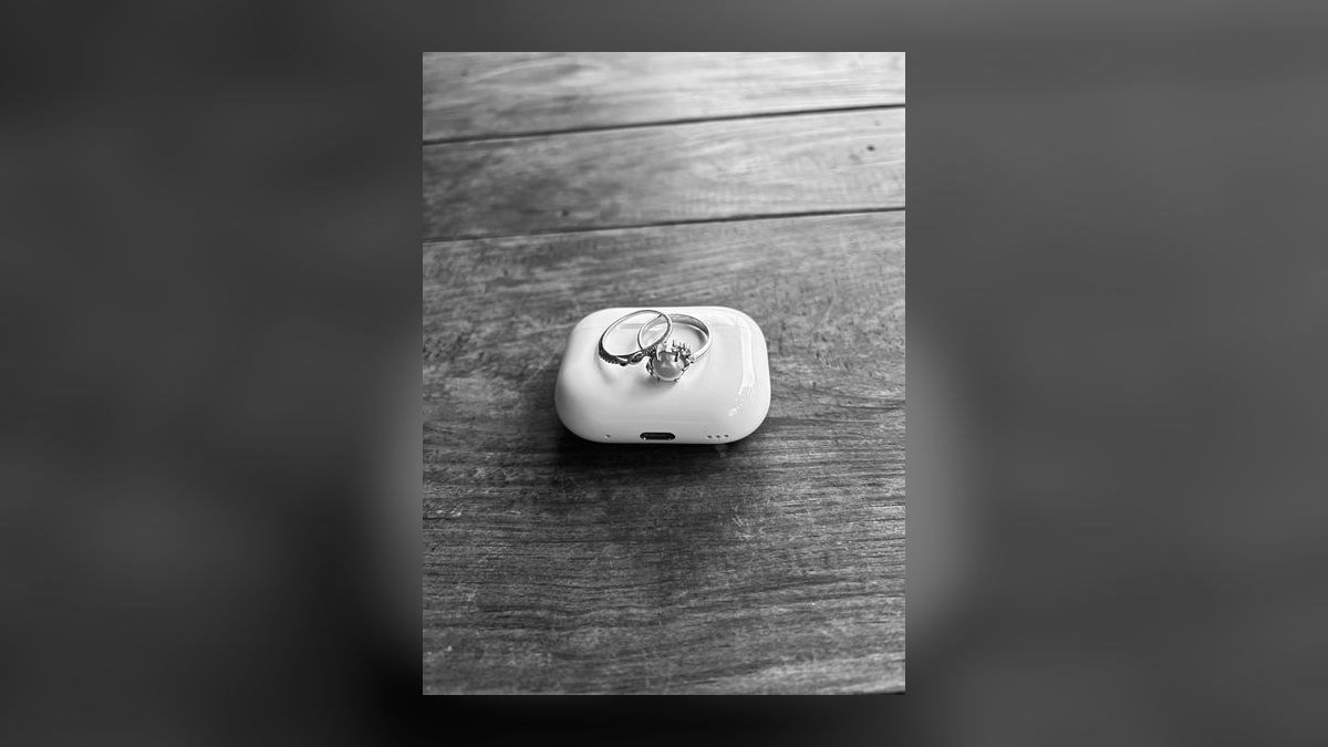 What is the average cost of noise-cancelling earbuds in 2027 — figure 4