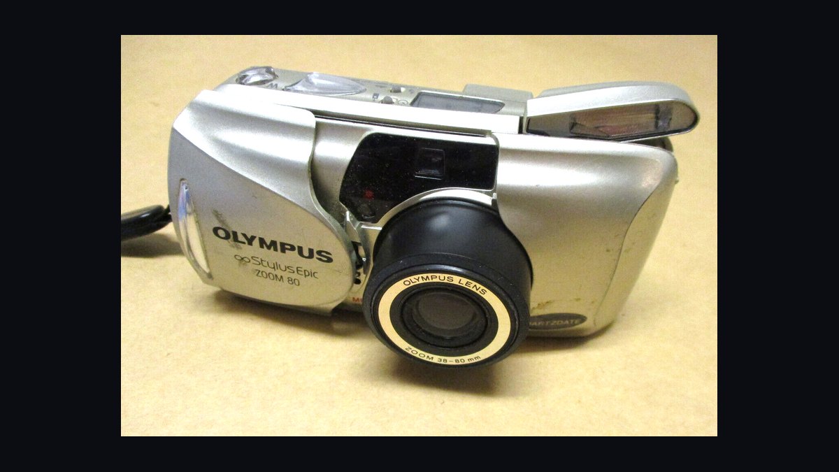 Top 10 Best-Selling Point-and-Shoot Cameras of the 1990s — figure 4