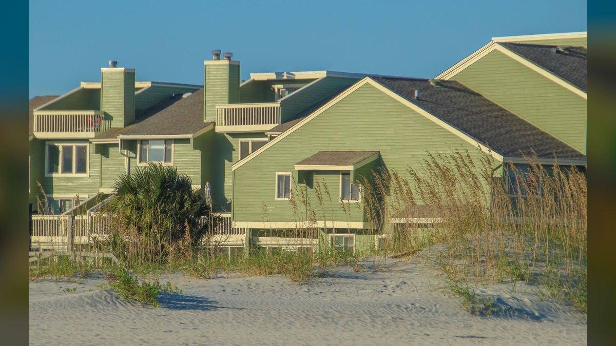 Top 10 Best Places to Buy a Vacation Home in 2027