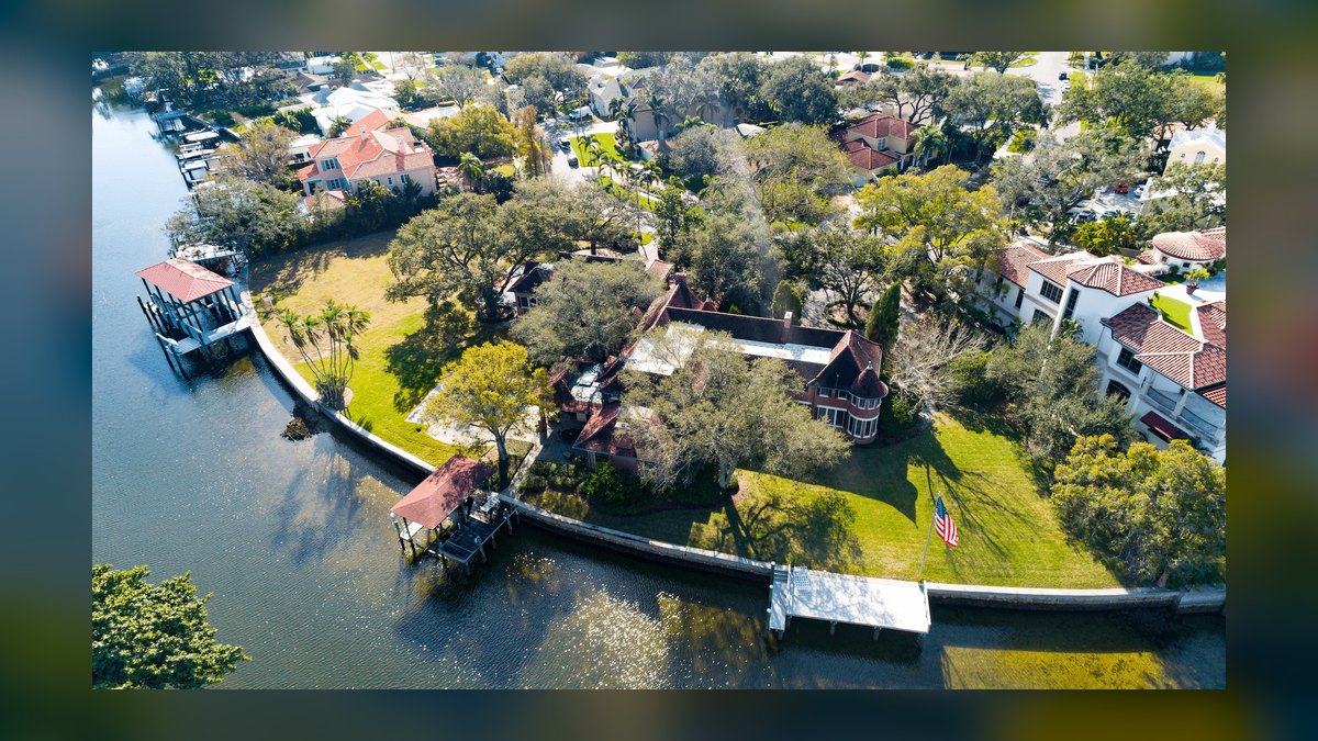 Top 10 Waterfront Communities in Florida in 2027 — figure 10