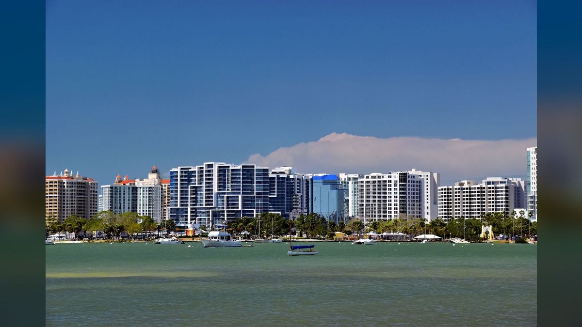 Top 10 Waterfront Communities in Florida — figure 4