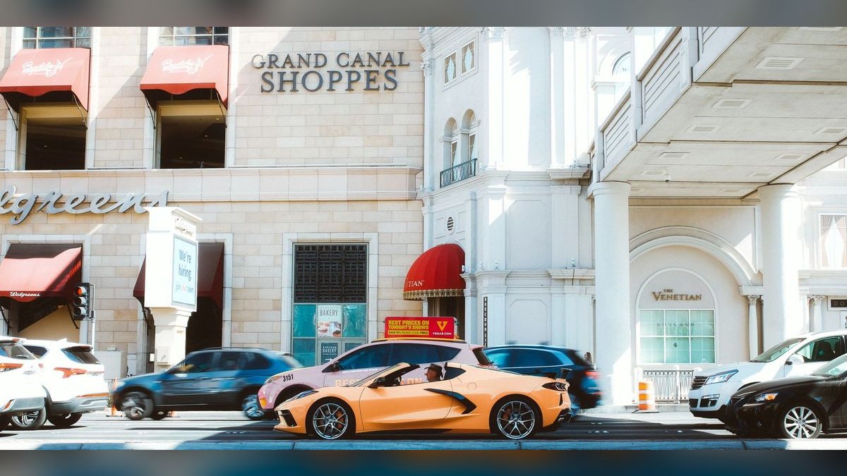 Top 10 Luxury Neighborhoods in Las Vegas in 2027