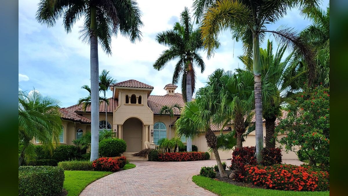 Top 10 Luxury Neighborhoods in Palm Springs — figure 1