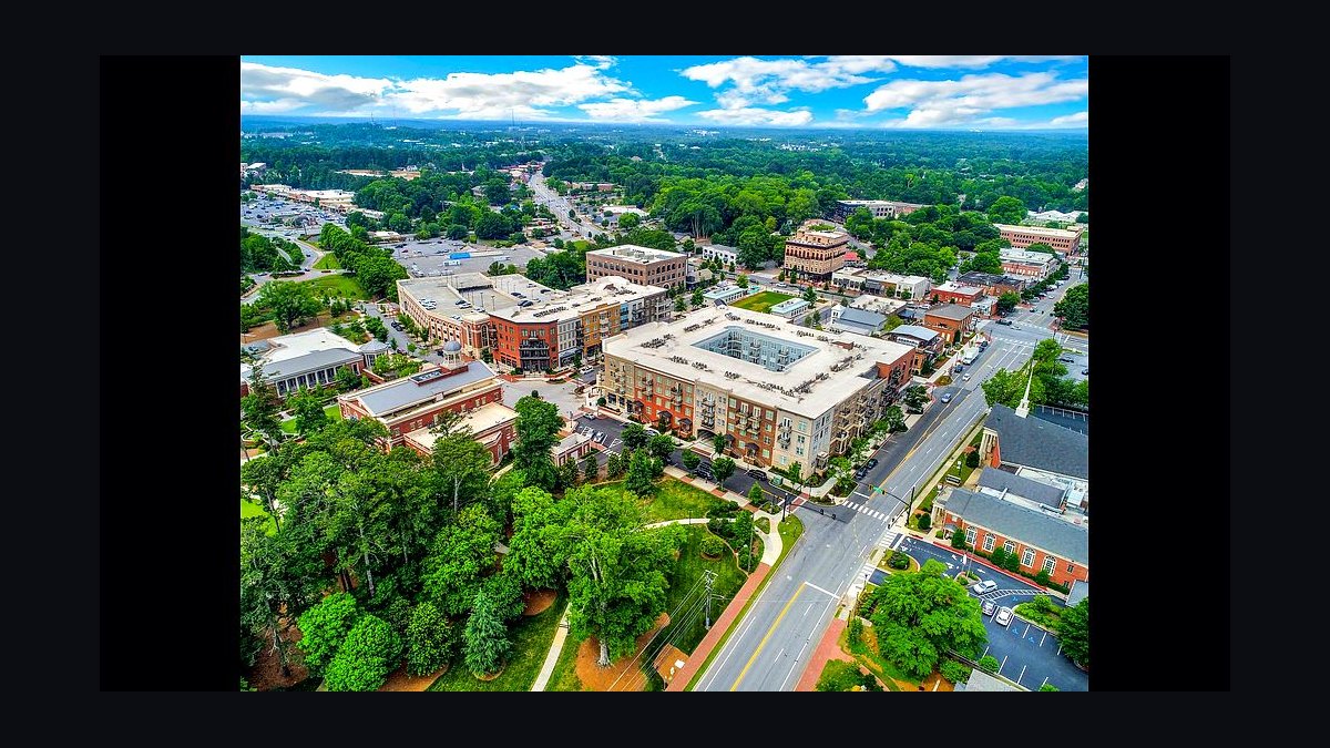 Top 10 Waterfront Estates in Atlanta in 2027 — figure 8