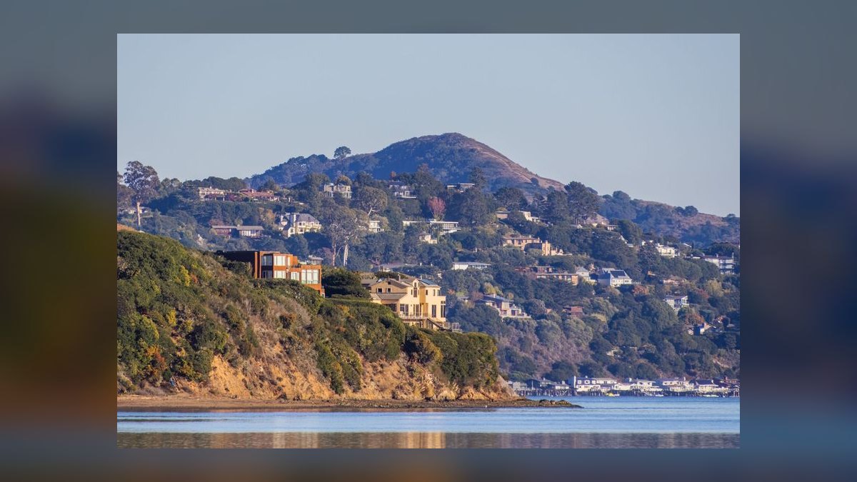 Top 10 Waterfront Estates in San Diego in 2027 — figure 4