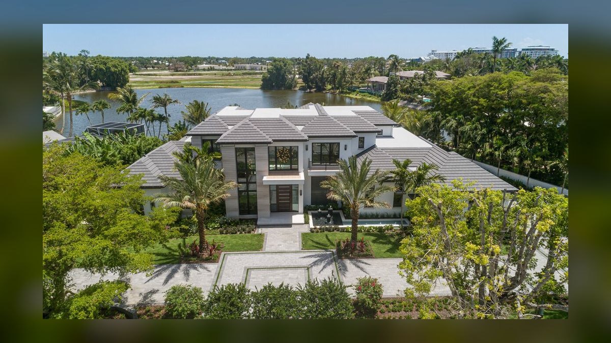 Top 10 Waterfront Estates in Naples vs. Top 10 Gated Communities in Naples in 2027 — figure 3