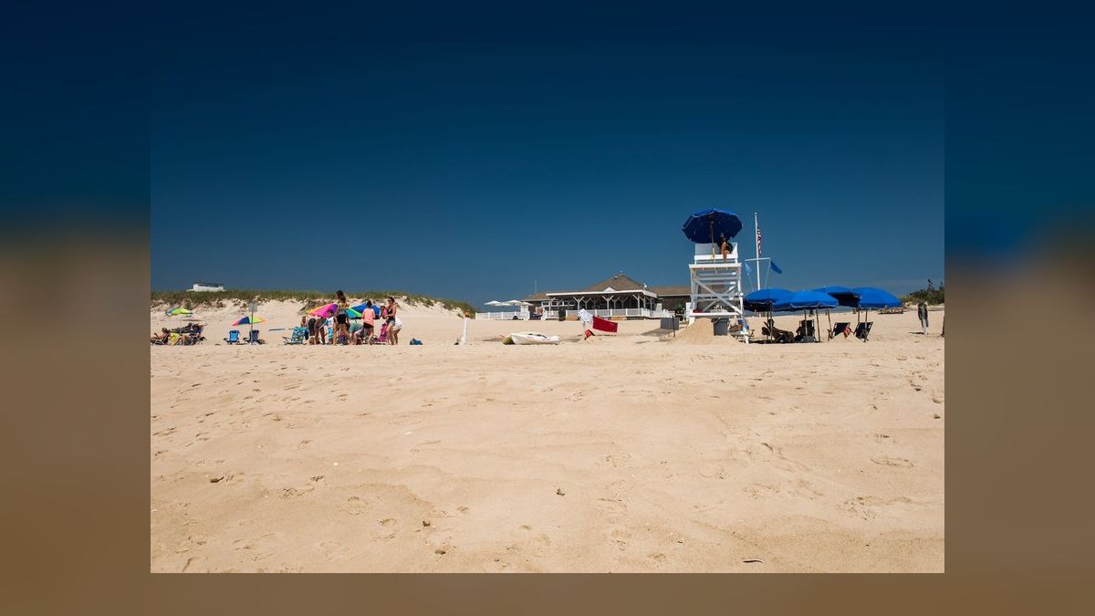 Top 10 Beach Towns in Florida vs. The Hamptons in 2027 — figure 4