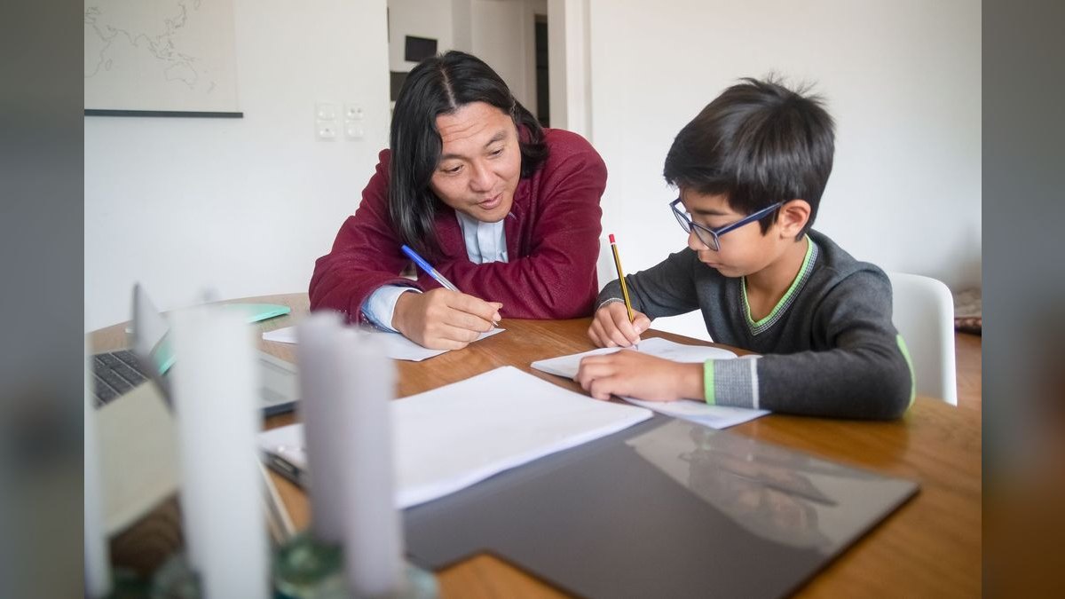 How do you evaluate the ROI of AI tutoring tools for K-12 classrooms in 2027 — figure 2