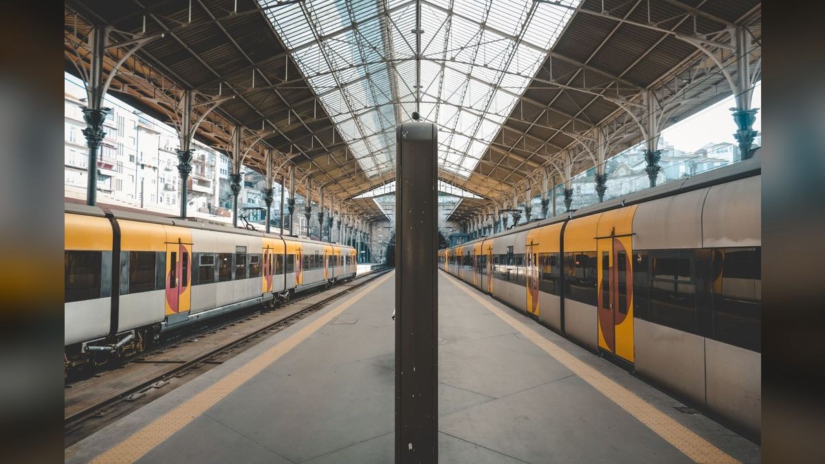 What is the best way to compare LMS platforms for district-wide adoption in 2027?