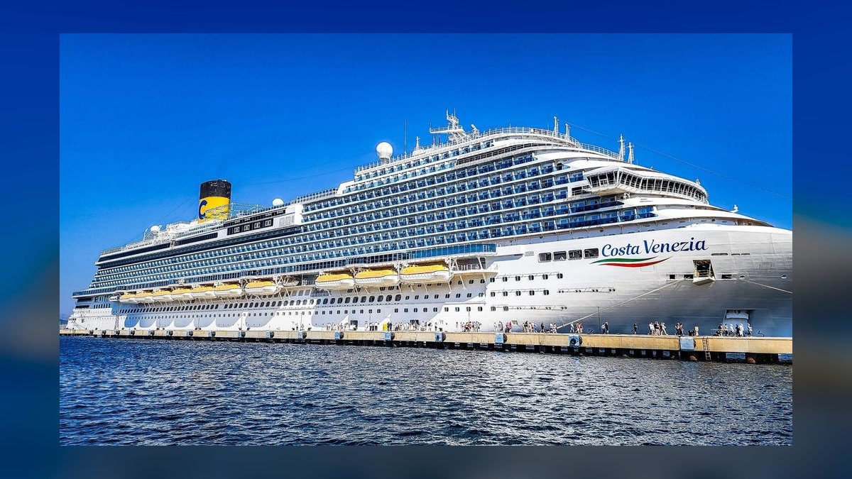 10 Best Cruise Lines for Family Reunions in 2027 — figure 10