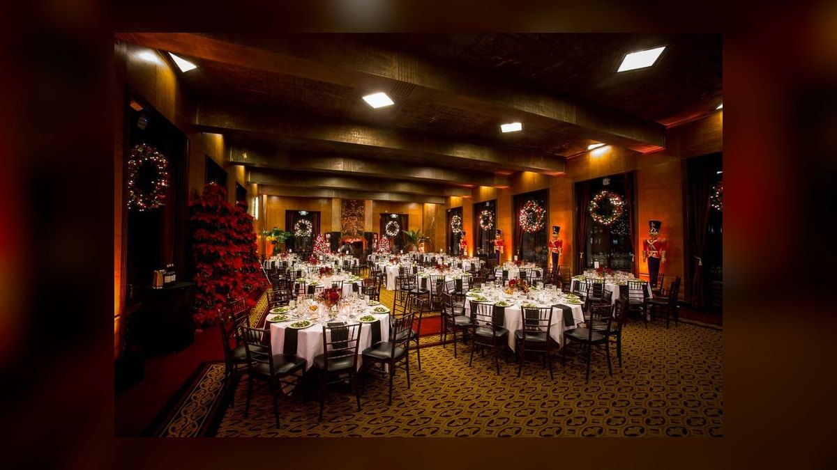 Best Corporate Holiday Party Venues in Chicago (2027)