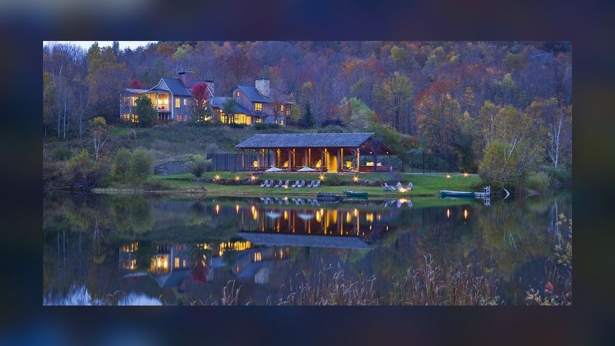 Top 10 Anniversary Celebration Getaways in the US in 2027 — figure 1