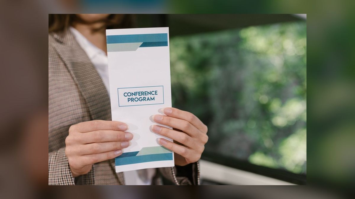 What do professional event planners do differently when designing a wedding timeline in 2027?