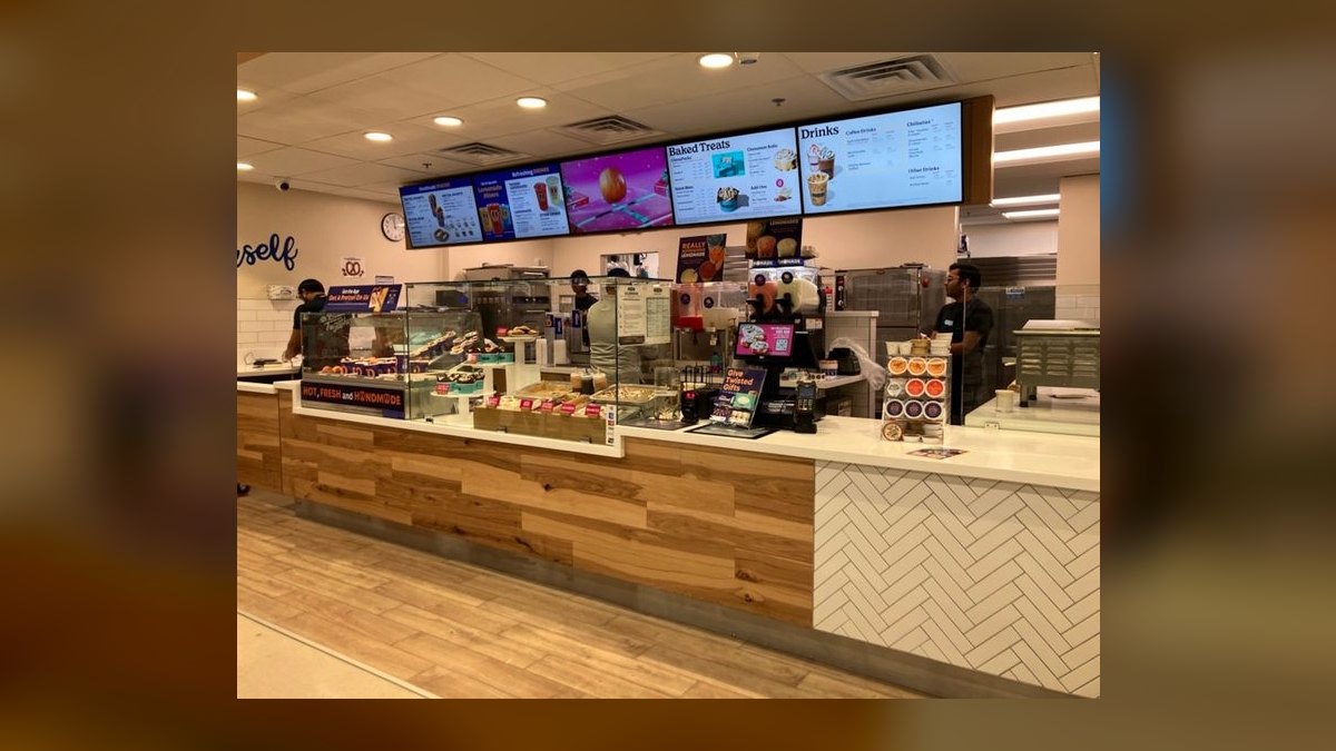 Should I open or buy an Auntie Anne's franchise in 2027 — figure 1
