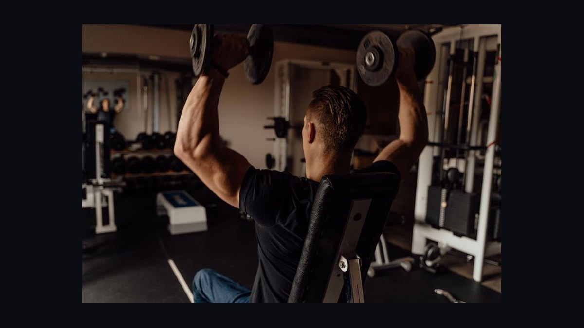 Should I open or buy an F45 Training franchise in 2027 — figure 9