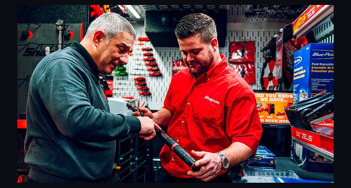 Should I open or buy a Snap-on Tools franchise in 2027?