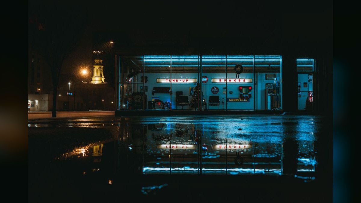 Should I open or buy a Jiffy Lube franchise in 2027 — figure 1