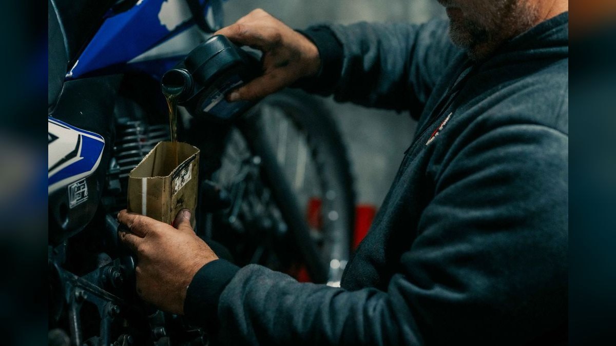 Should I open or buy a Valvoline Instant Oil Change franchise in 2027?