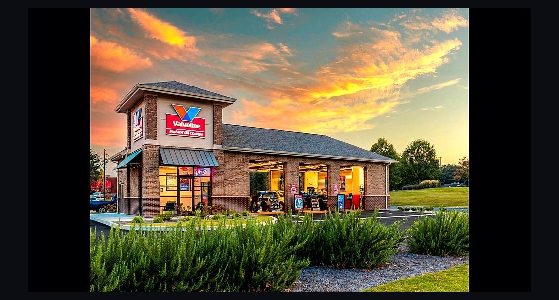 Should I open or buy a Valvoline Instant Oil Change franchise in 2027?