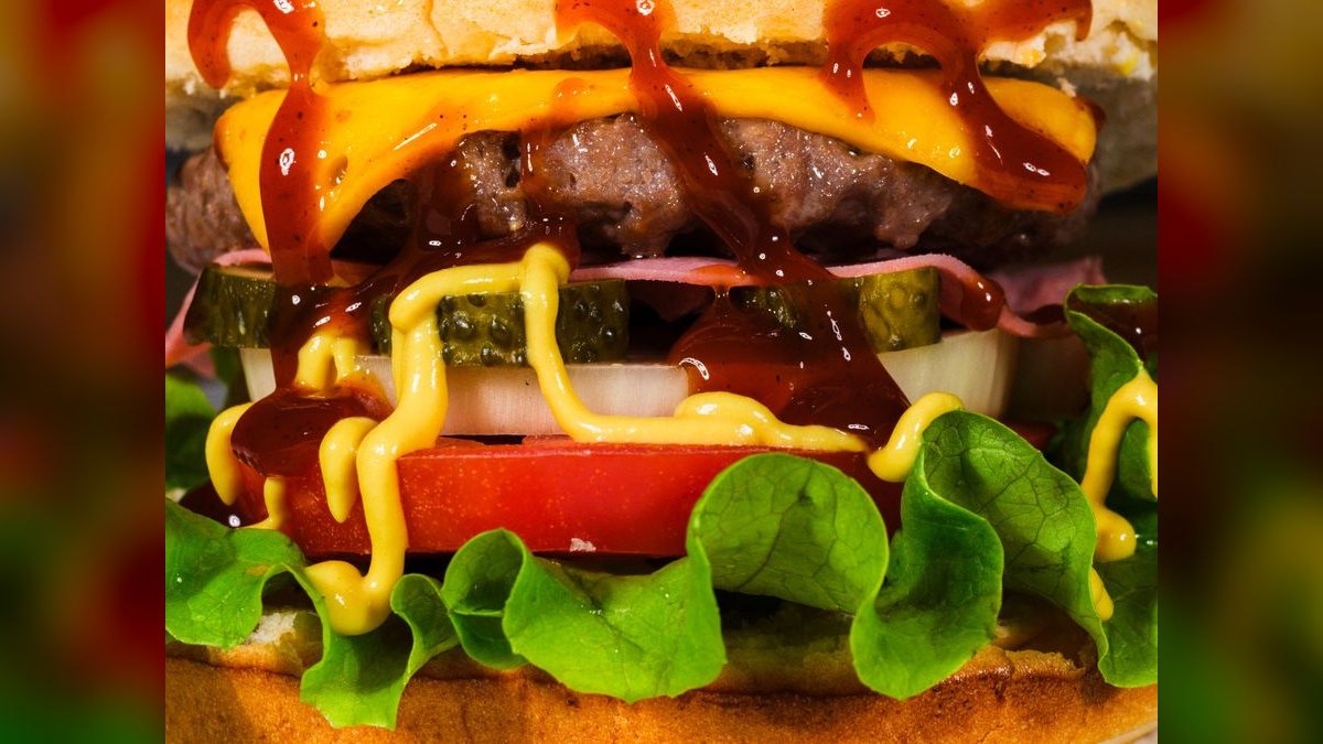 Should I open or buy a Hardee's franchise in 2027 — figure 2