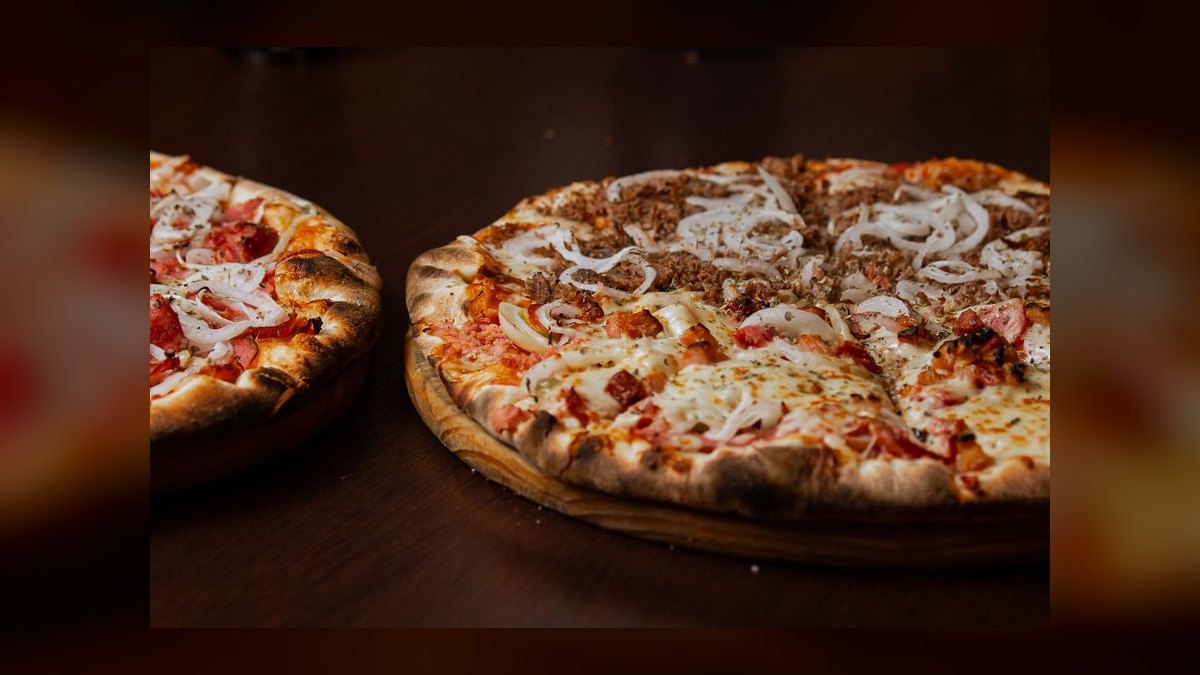 Should I open or buy a Round Table Pizza franchise in 2027 — figure 4