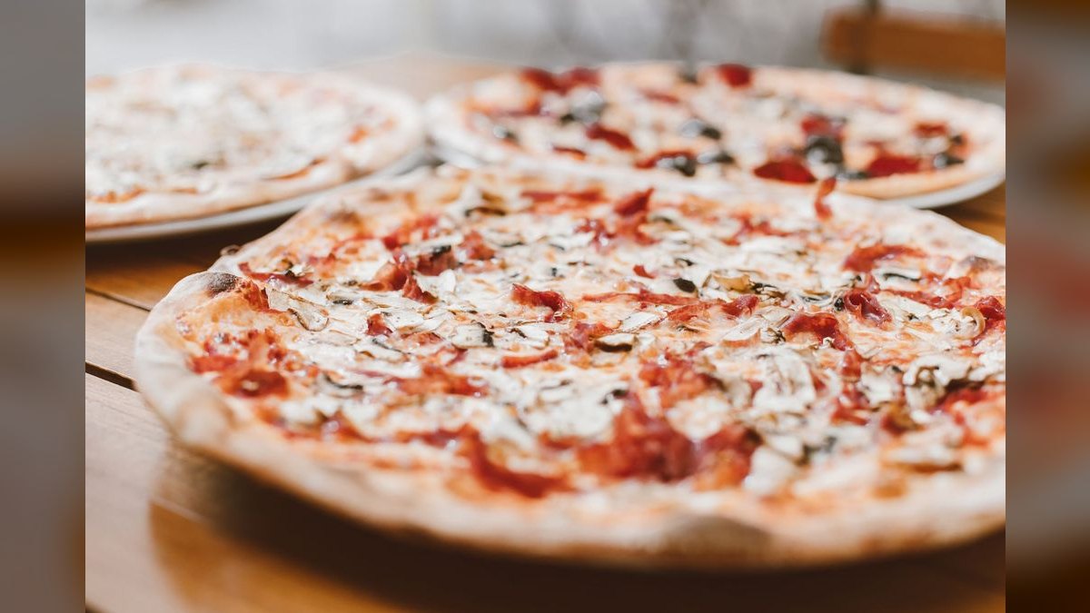 Should I open or buy a Blaze Pizza franchise in 2027 — figure 6