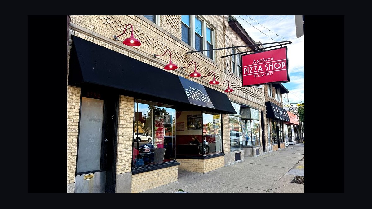 Should I open or buy a MOD Pizza franchise in 2027?