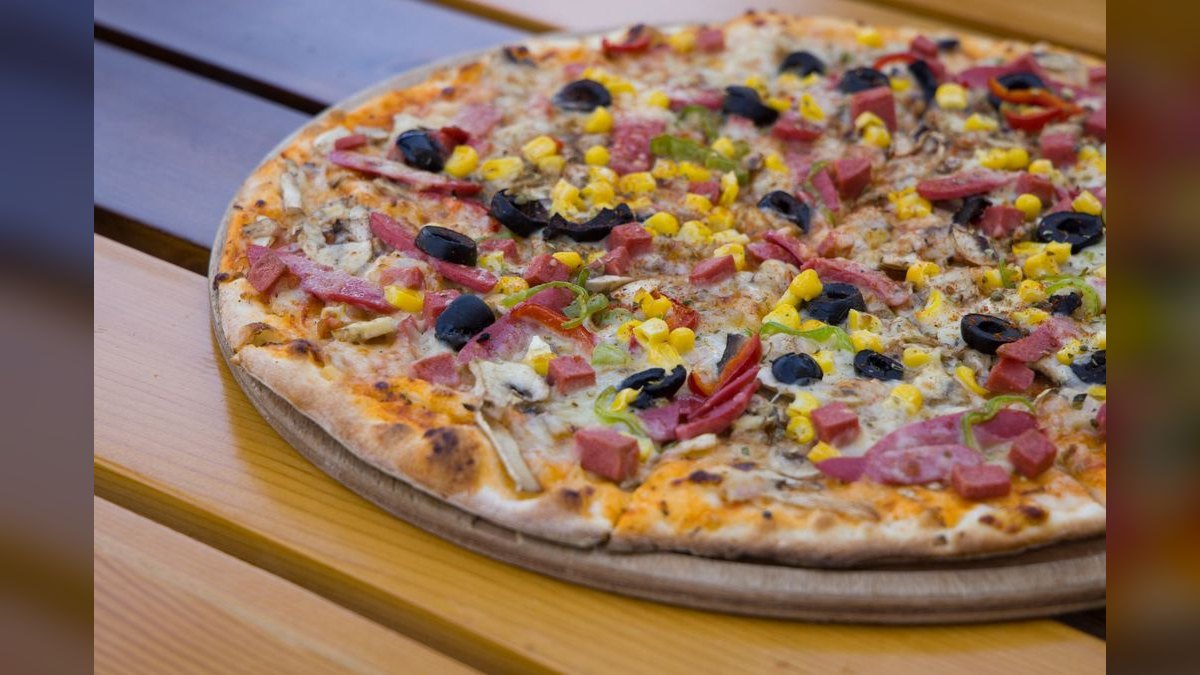 Should I open or buy a Pieology franchise in 2027 — figure 1