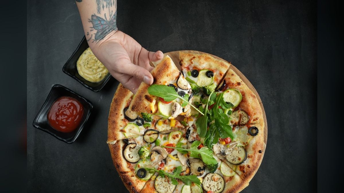 Should I open or buy a Pieology franchise in 2027 — figure 6