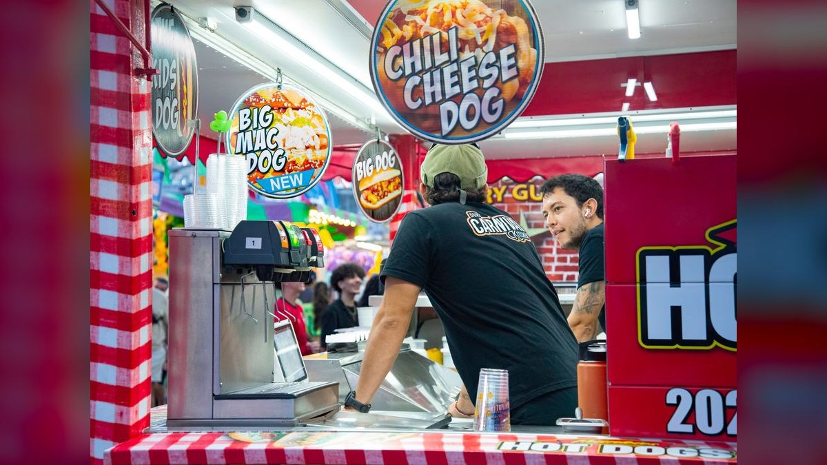 Should I open or buy a Charleys Cheesesteaks franchise in 2027?