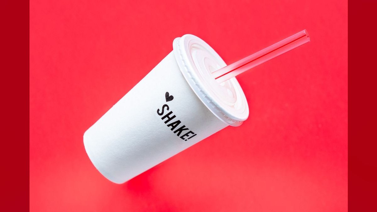 Should I open or buy a Shake Shack franchise in 2027?
