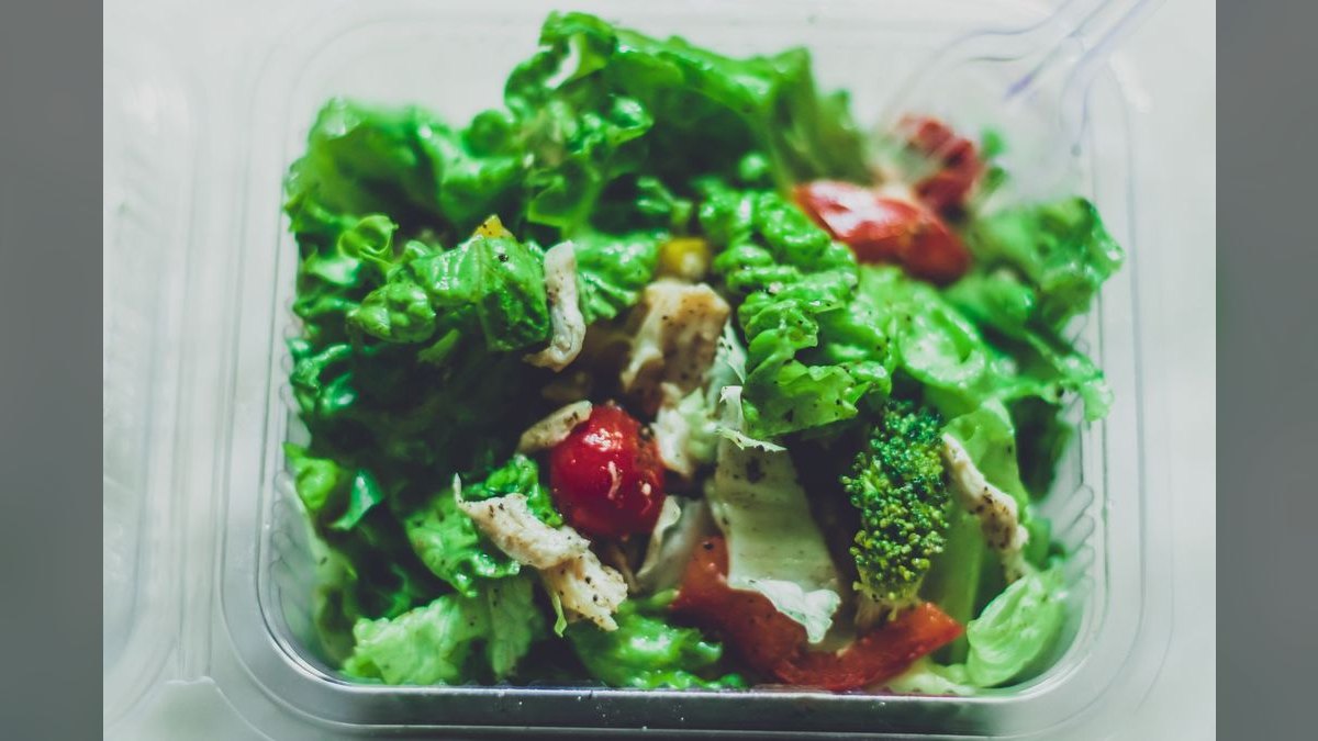 Should I open or buy a Salad and Go franchise in 2027 — figure 3
