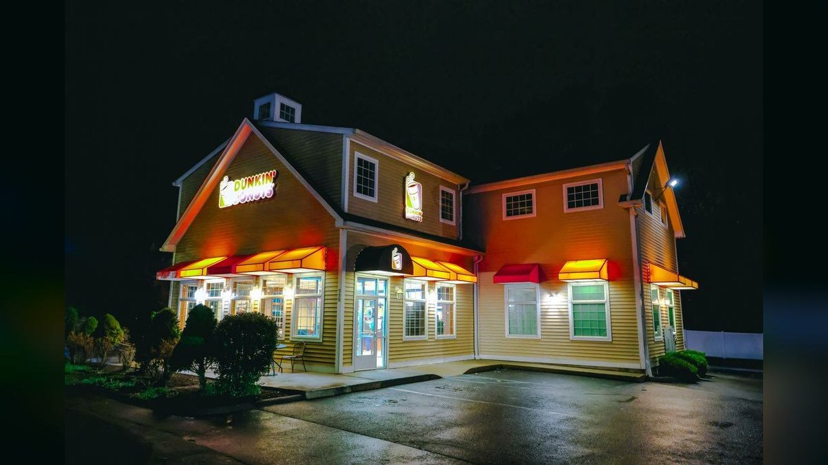 Should I open or buy an IHOP franchise in 2027?