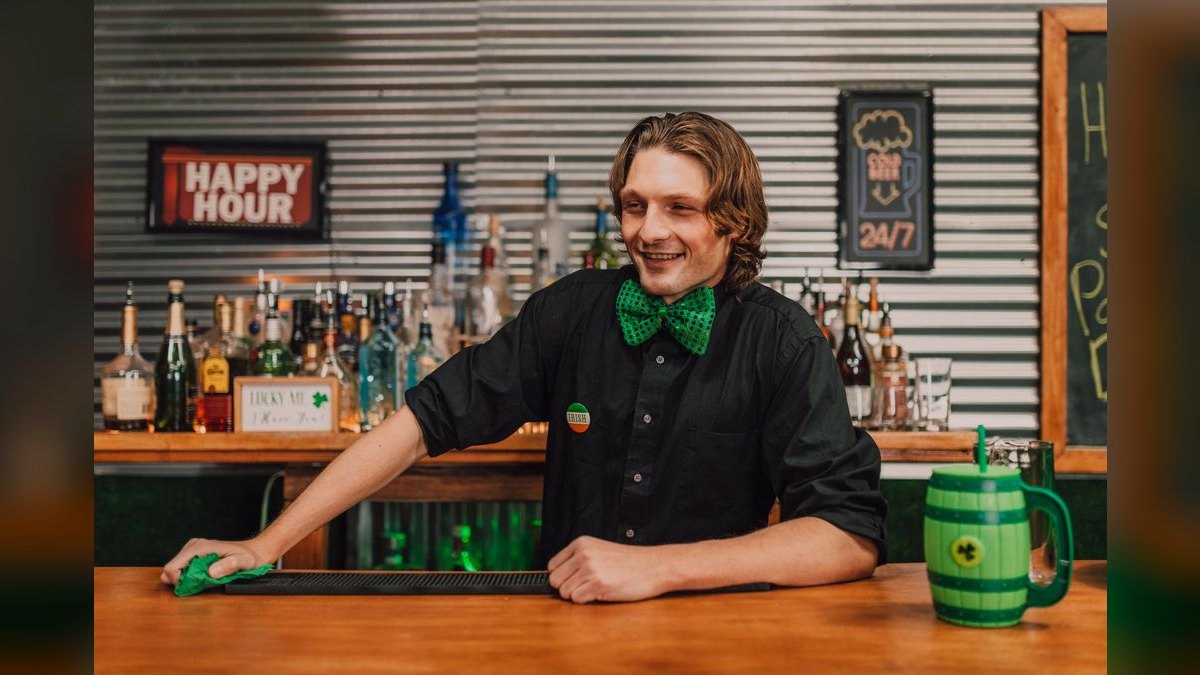 Should I open or buy a Bennigan's franchise in 2027 — figure 4