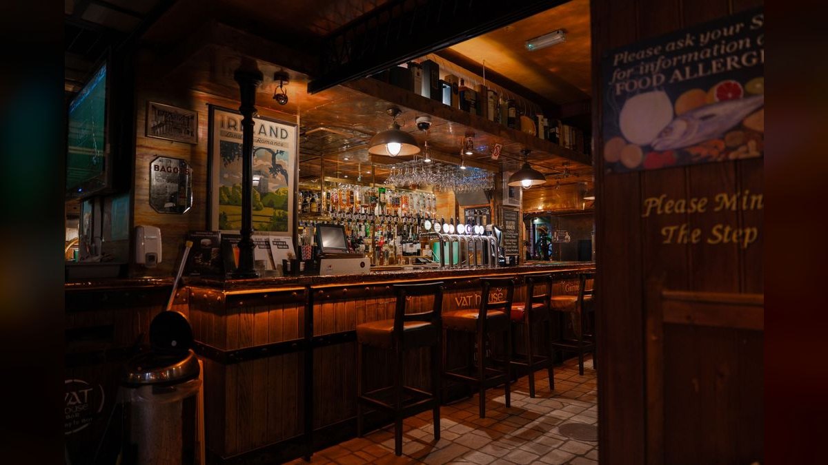 Should I open or buy a Bennigan's franchise in 2027 — figure 6