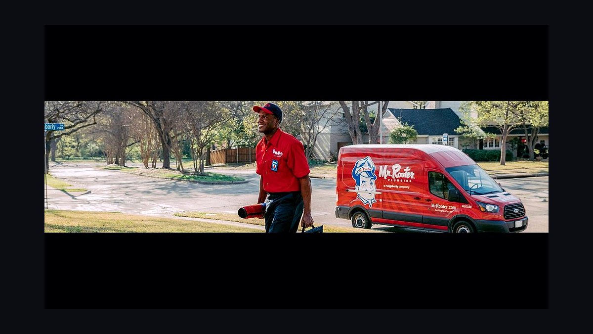 Should I open or buy a Mr. Rooter Plumbing franchise in 2027?