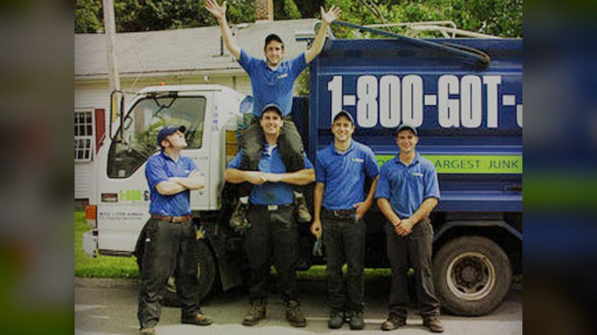 Should I open or buy a 1-800-GOT-JUNK franchise in 2027?