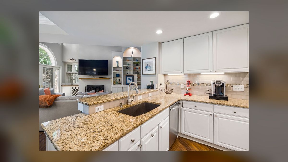 Should I open or buy a Granite Garage Floors franchise in 2027 — figure 9