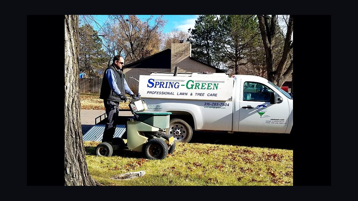 Should I open or buy a Spring-Green Lawn Care franchise in 2027 — figure 1