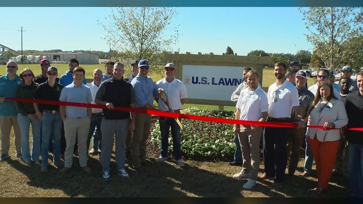 Should I open or buy a U.S. Lawns franchise in 2027 — figure 2