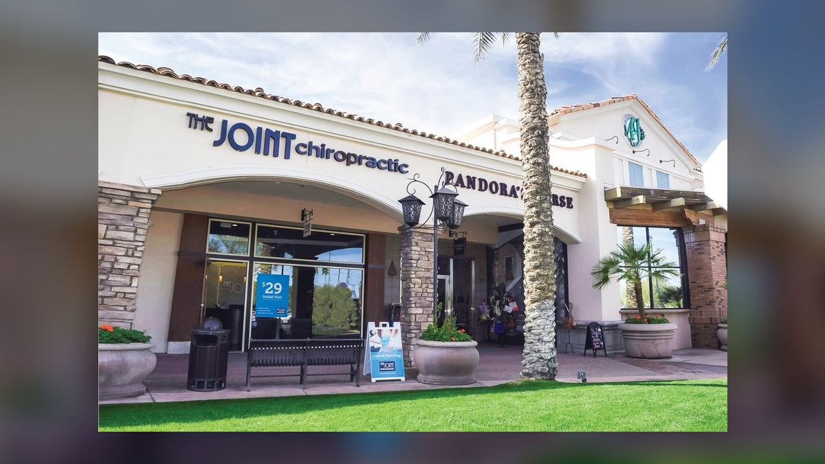Should I open or buy a Joint Chiropractic franchise in 2027 — figure 1