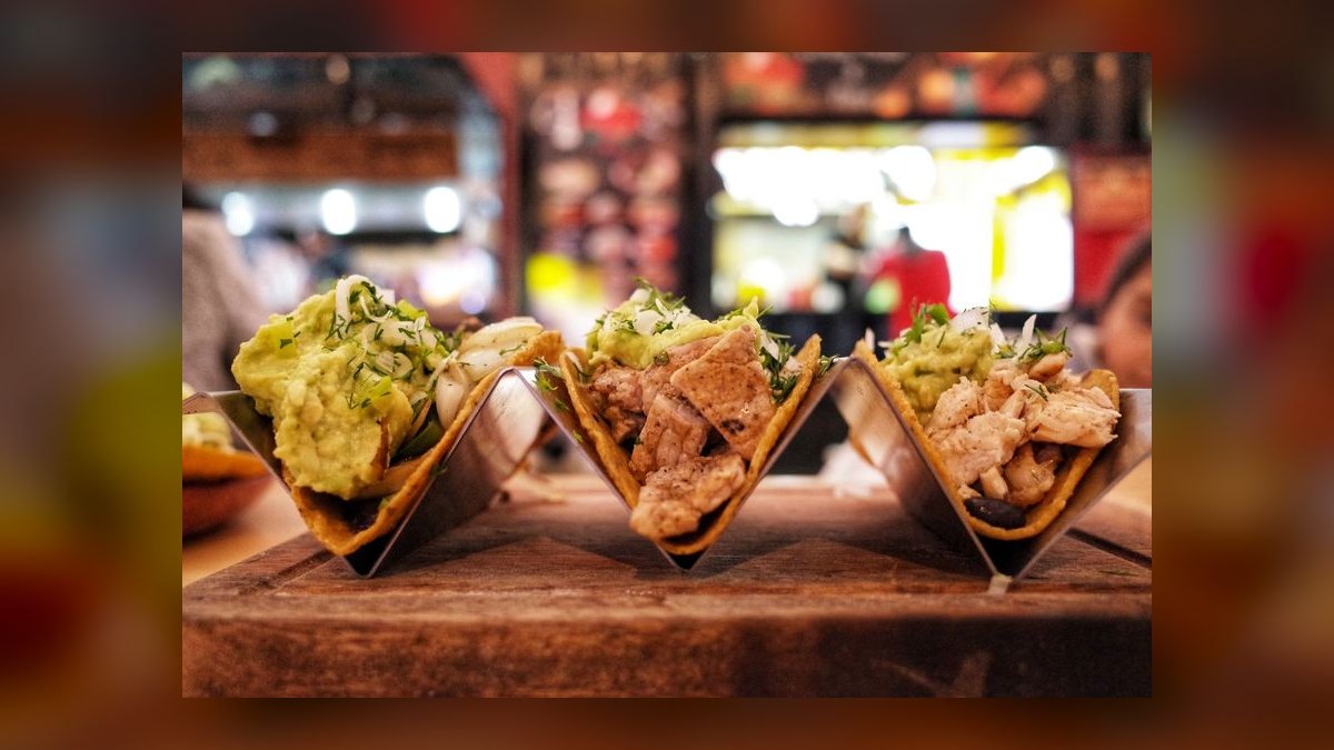 Should I open or buy a Del Taco franchise in 2027 — figure 8