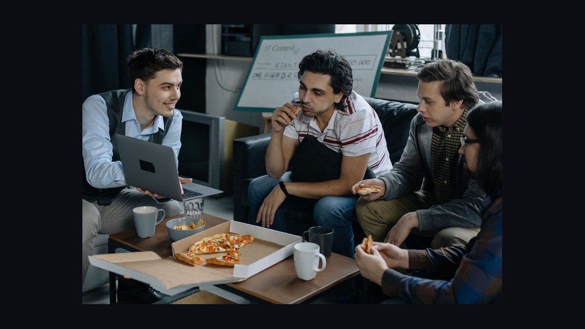 Should I open or buy a Pizza Inn franchise in 2027 — figure 8