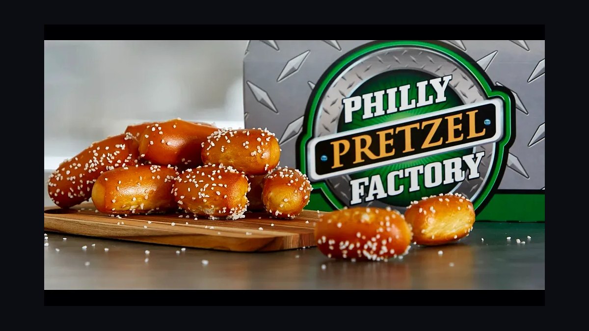 Should I open or buy a Philly Pretzel Factory franchise in 2027 — figure 2