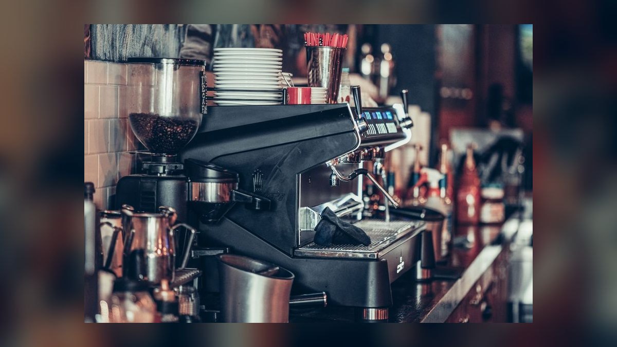 Should I open or buy a PJ's Coffee of New Orleans franchise in 2027 — figure 3