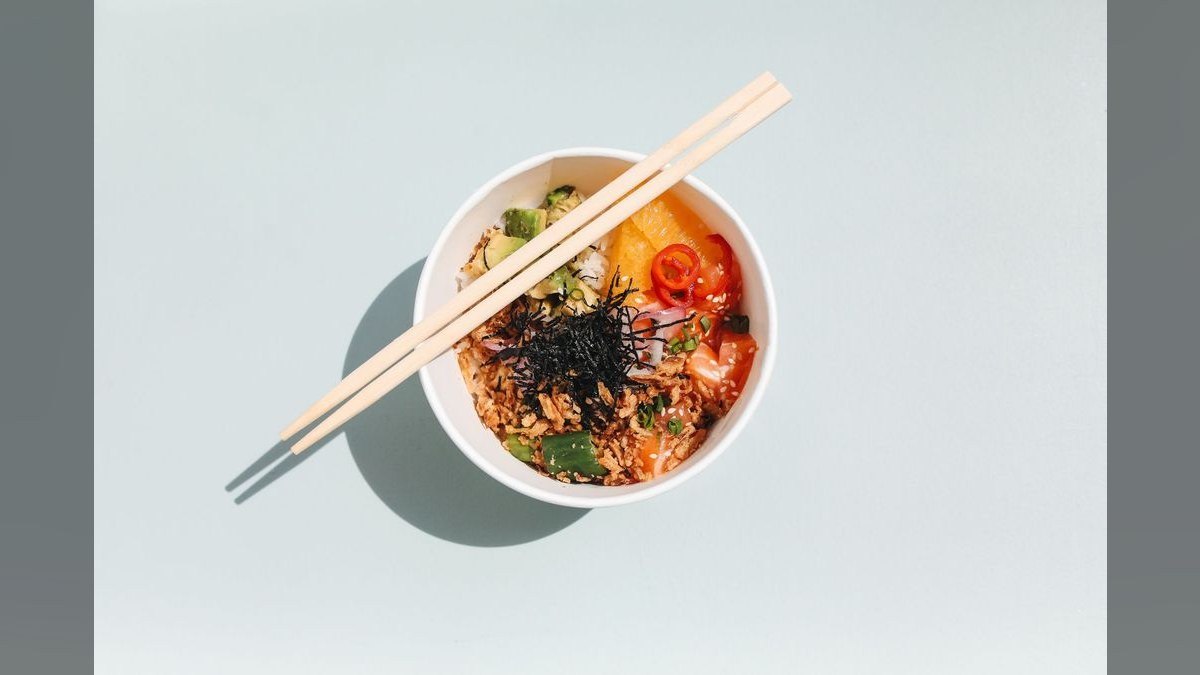 Should I open or buy an Ono Hawaiian BBQ franchise in 2027?
