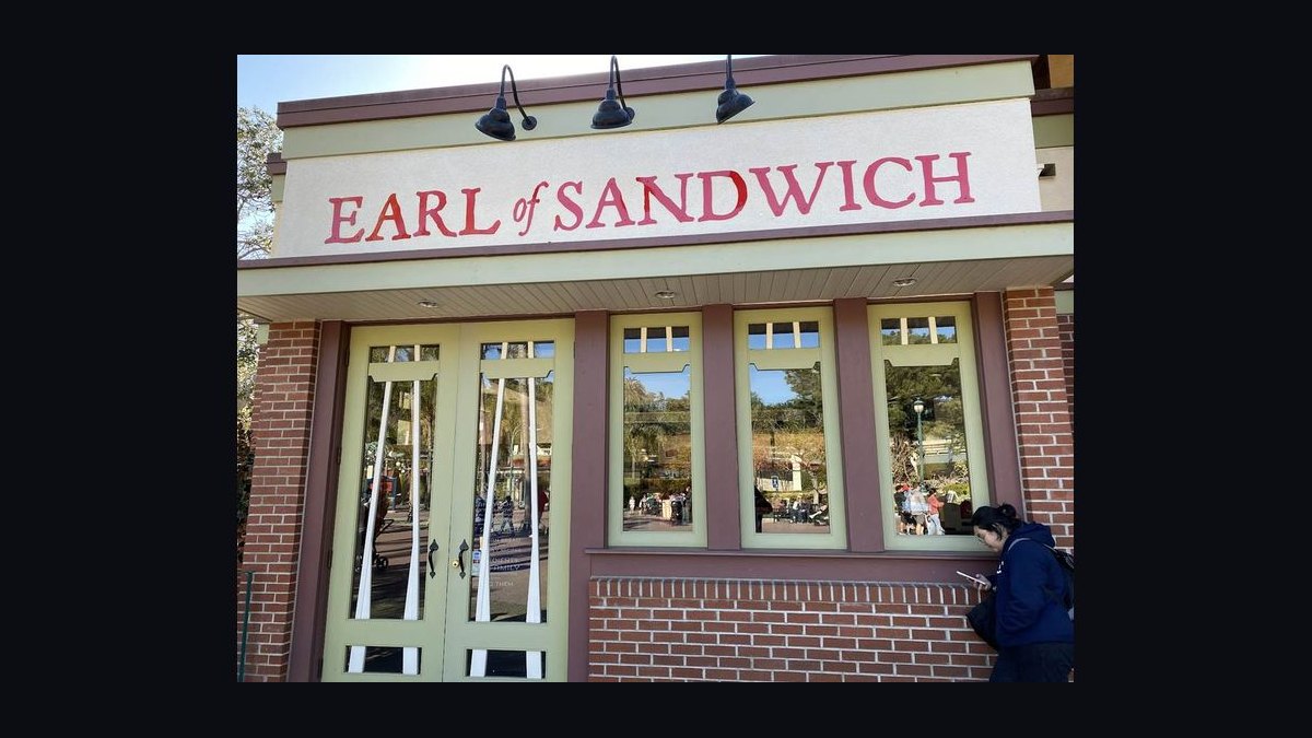 Should I open or buy an Earl of Sandwich franchise in 2027 — figure 7