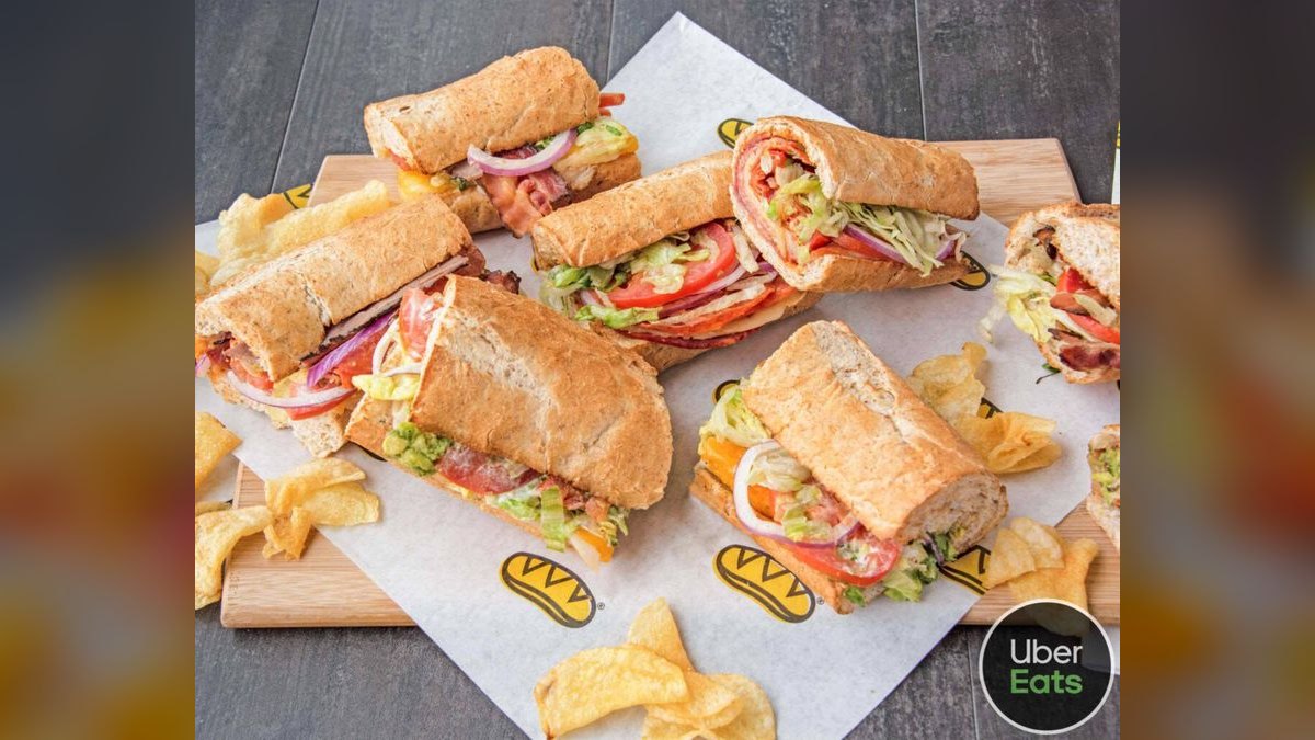 Should I open or buy a Which Wich Superior Sandwiches franchise in 2027 — figure 3