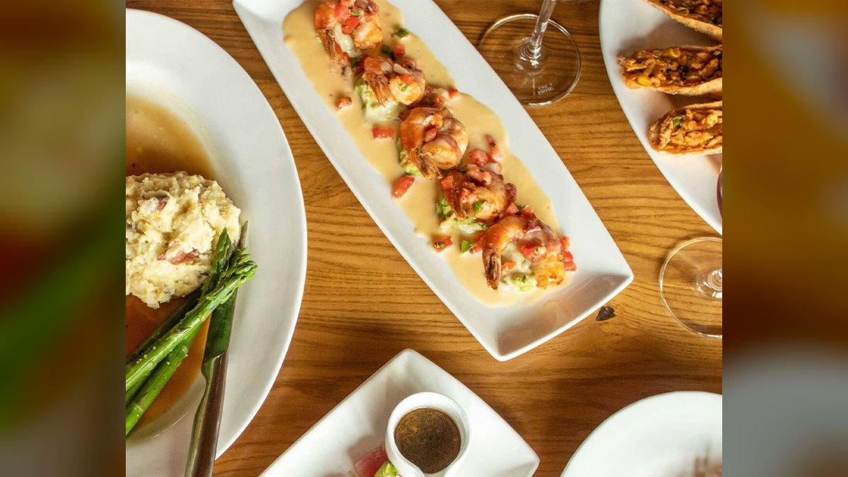 Should I open or buy a Cooper's Hawk Winery & Restaurants franchise in 2027?