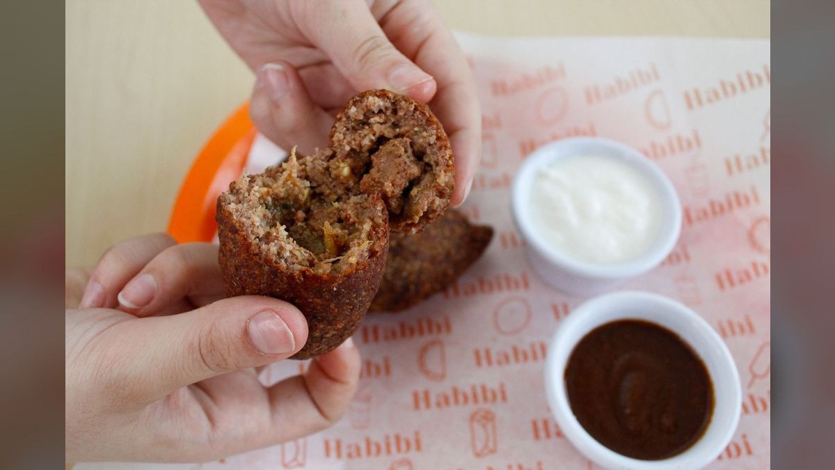 Should I open or buy a Boudin Bakery franchise in 2027 — figure 3